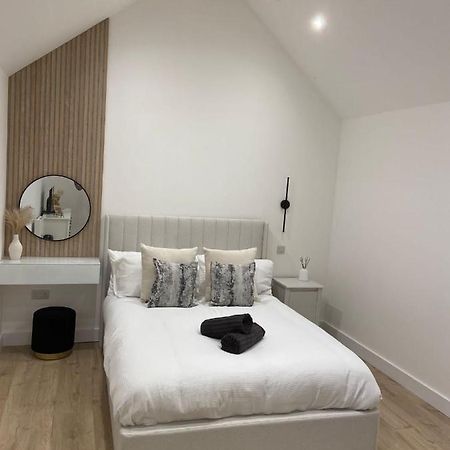 The Lodge Hideaway In Cowes Gurnard Exterior foto