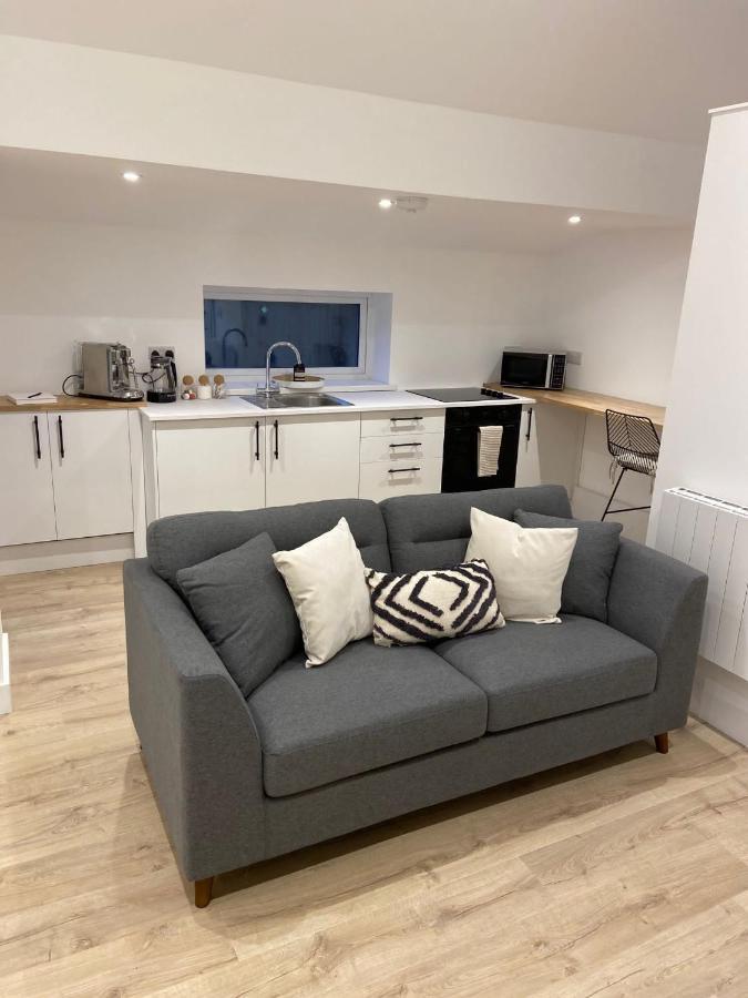 The Lodge Hideaway In Cowes Gurnard Exterior foto